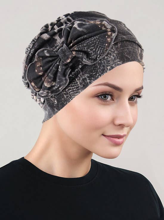 Pleated Bow Cap Brown Geo Animal