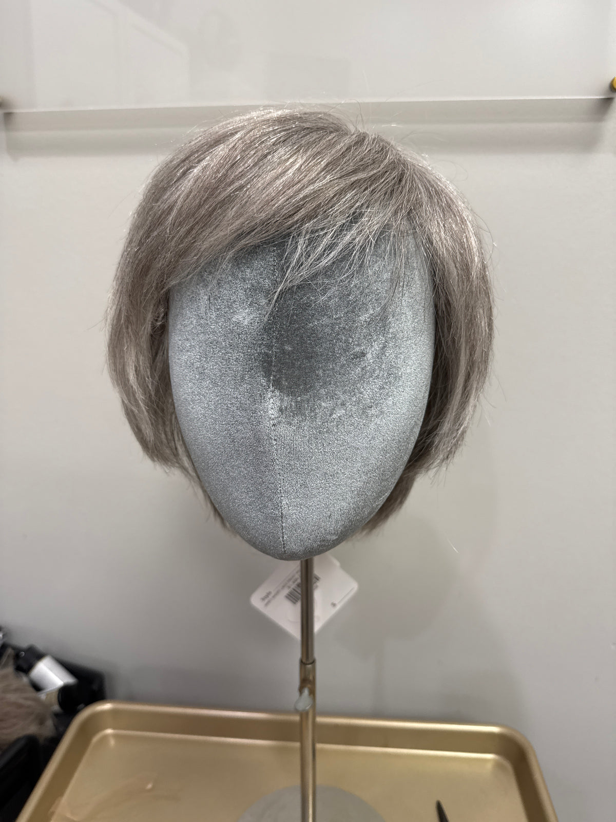 JANET SHORT LACE FRONT WIG SILVER FOX G50